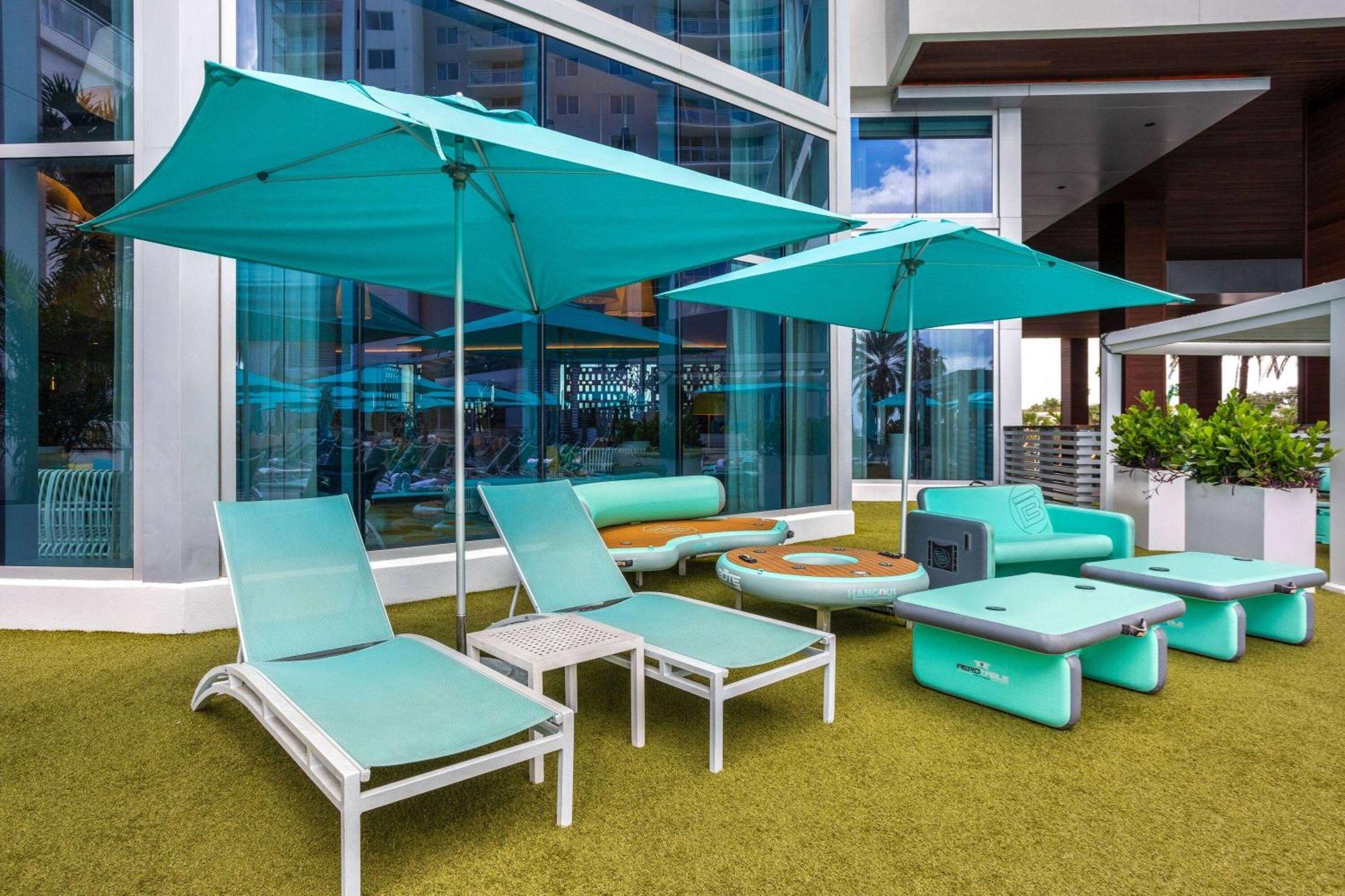 Wyndham Grand Clearwater Beach Exterior photo