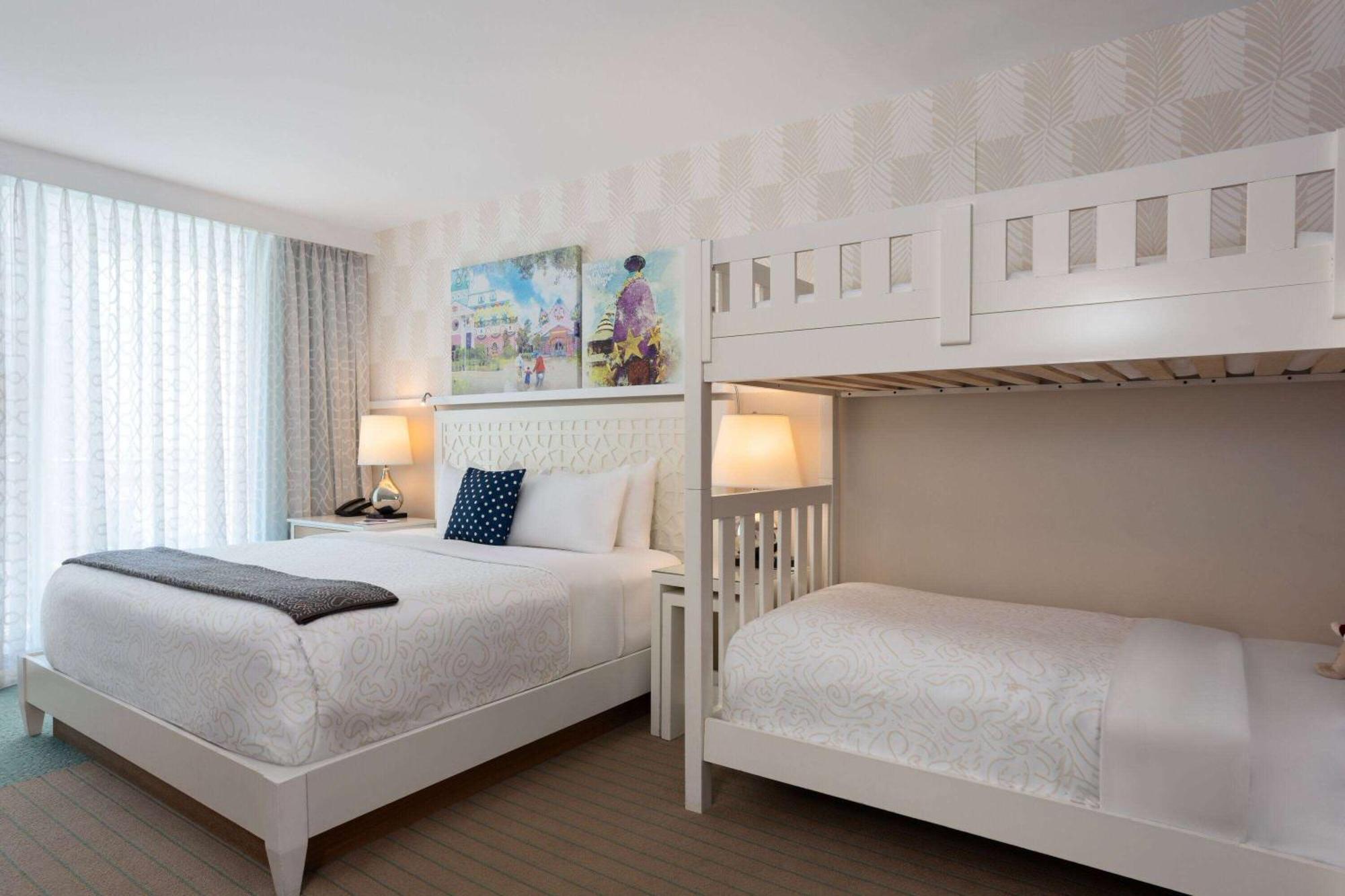 Wyndham Grand Clearwater Beach Exterior photo